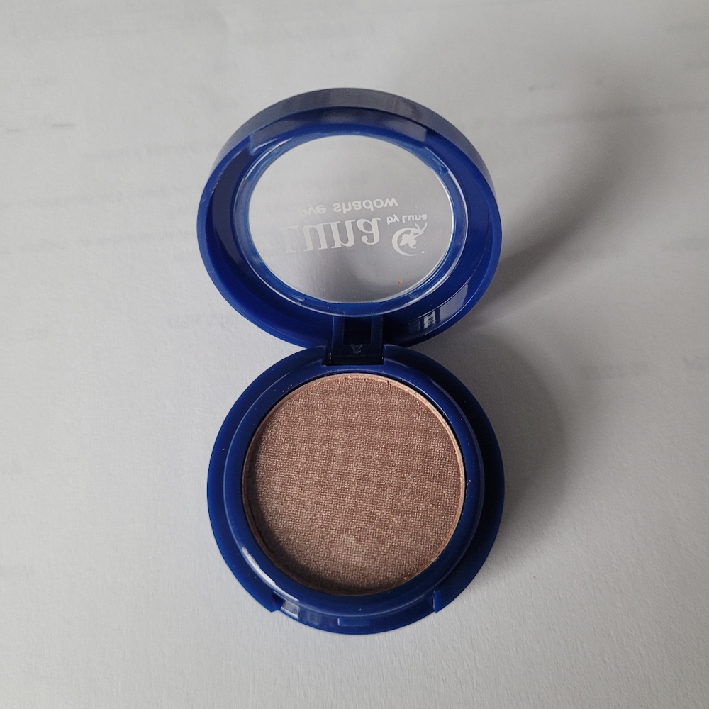 Luna by Luna Eye Shadow in Shimmering Brown